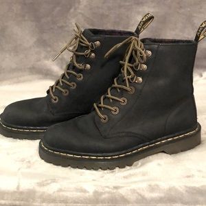 Dr Martens Combat Boots
